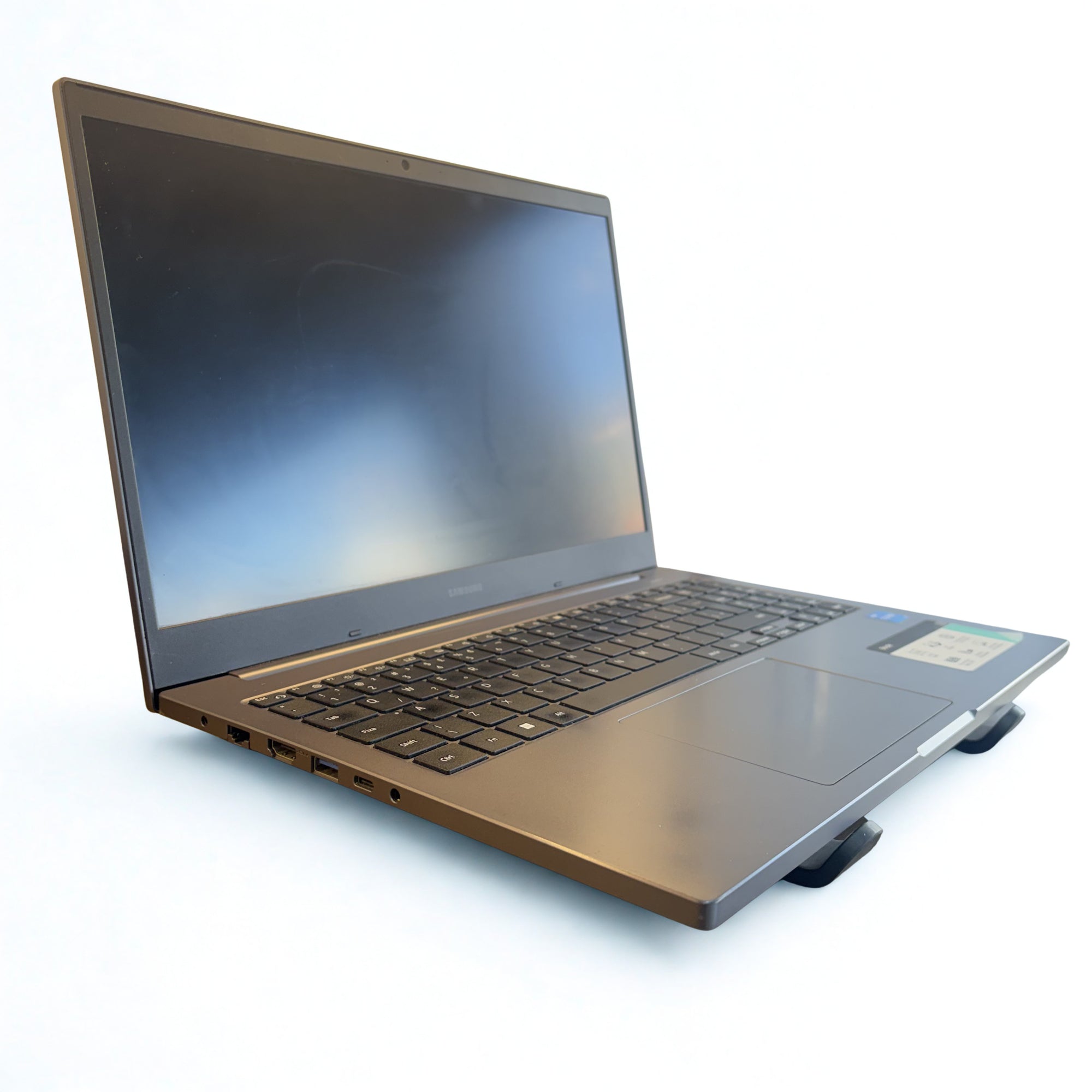 Samsung Notebook Galaxy NP550XDA, Windows 11 Home, Intel® Core™ i5, 8GB, 256GB SSD, 15.6'' Full HD LED