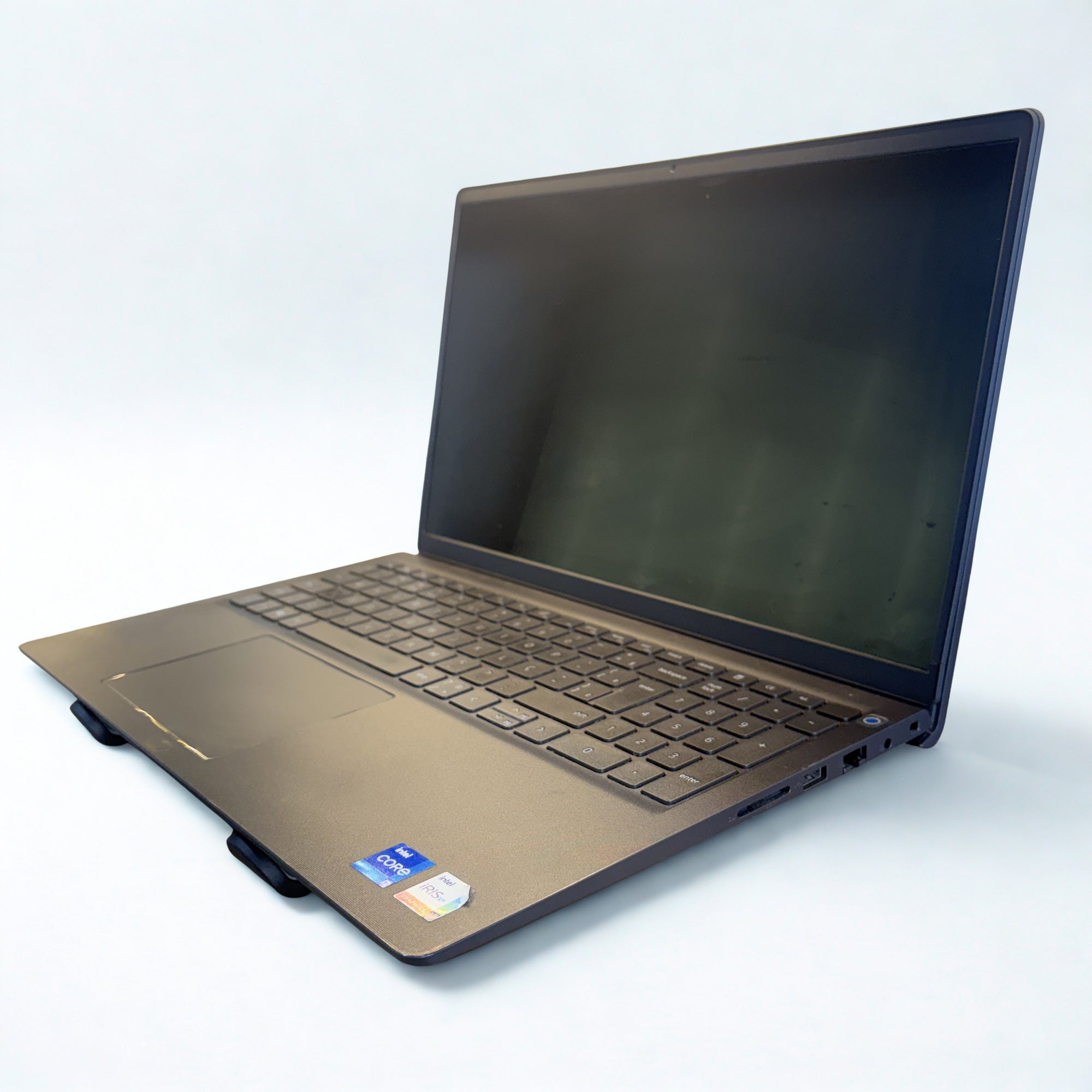 Dell Vostro 15 3310, Windows 11,Intel® Core™ i7, Intel Iris Xe, 8GB, 512GB SSD, 15,6''