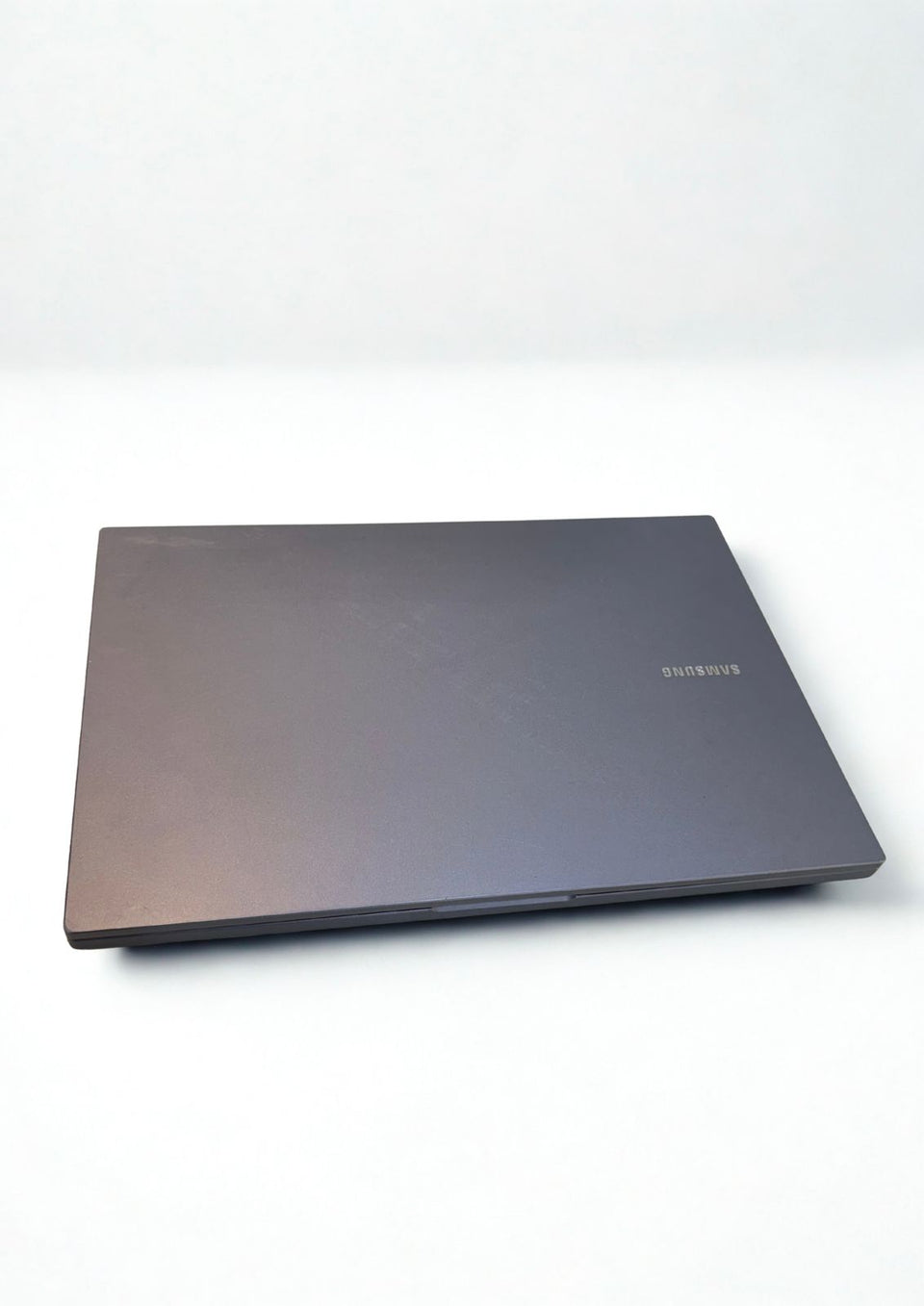 Samsung Notebook Galaxy NP550XDA, Windows 11 Home, Intel® Core™ i5, 8GB, 256GB SSD, 15.6'' Full HD LED